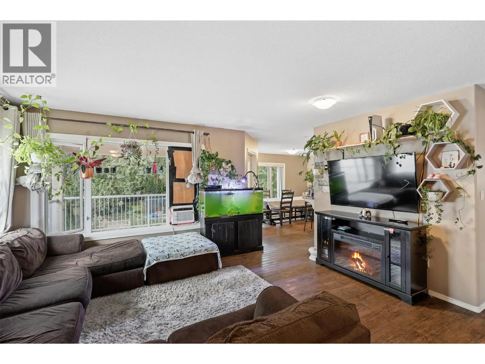 360 Juniper Street