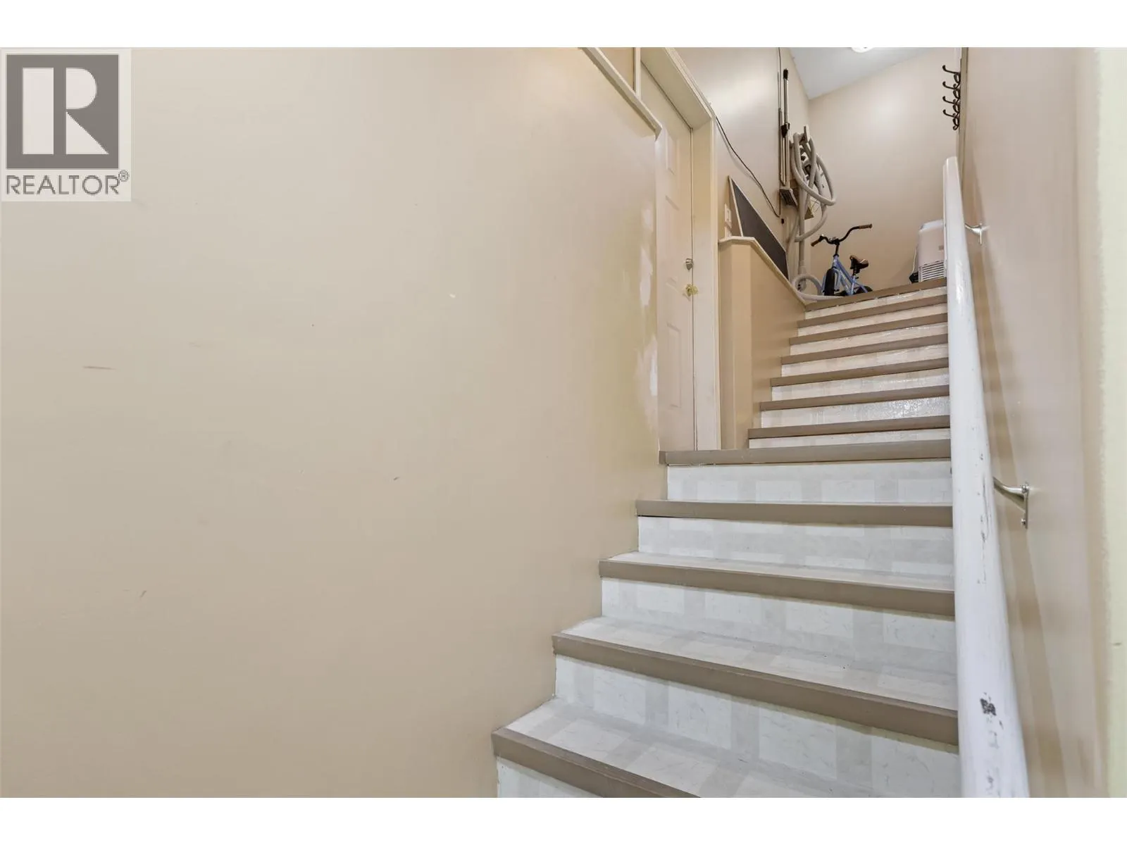 360 Juniper Street