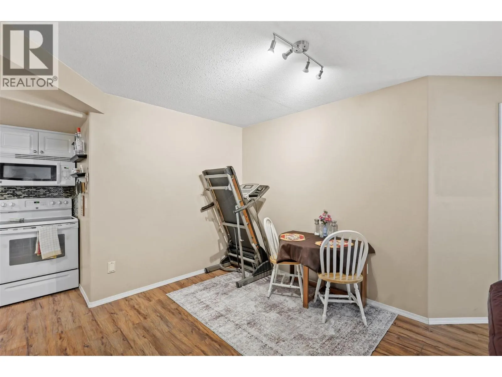 360 Juniper Street