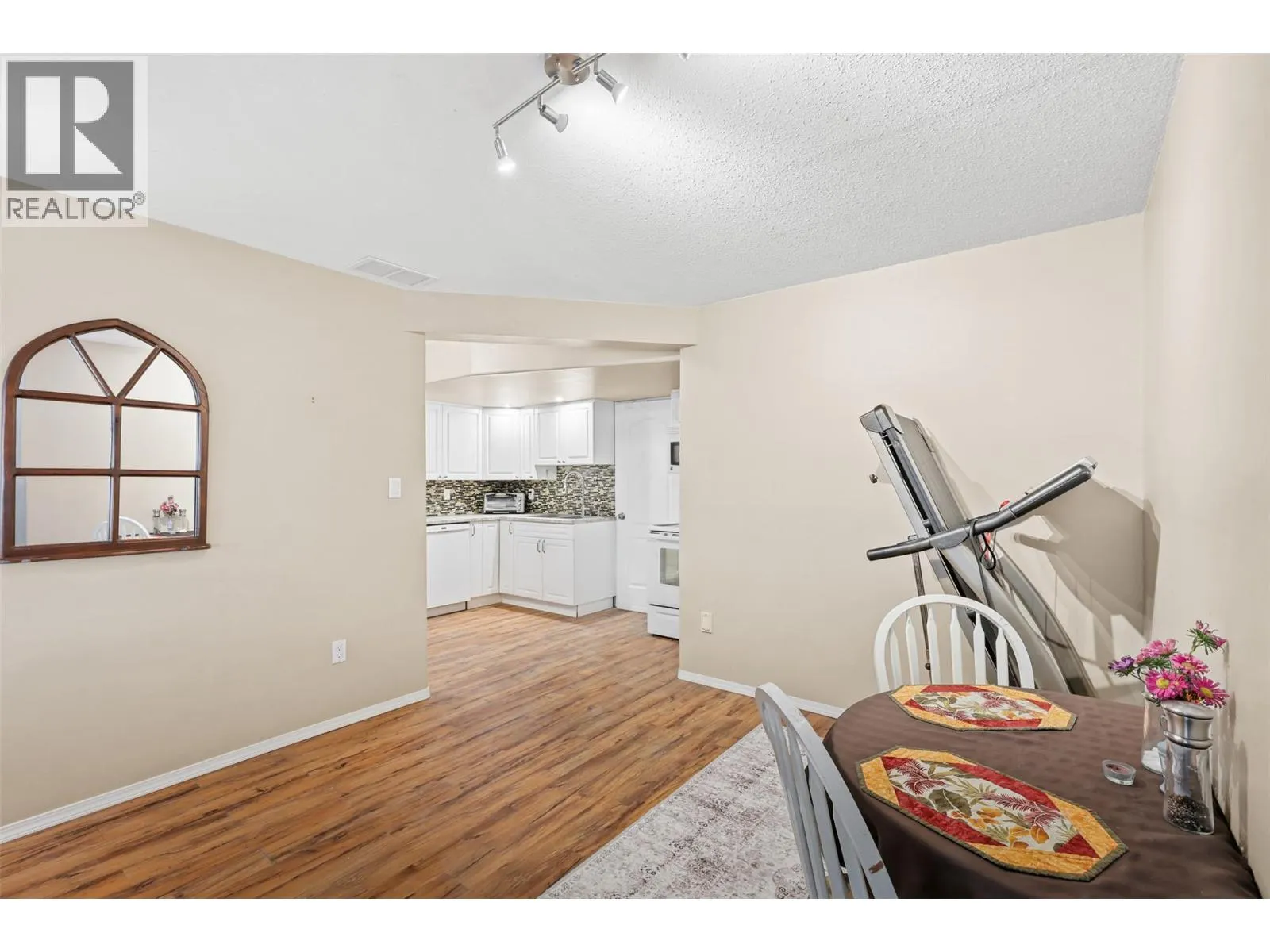 360 Juniper Street