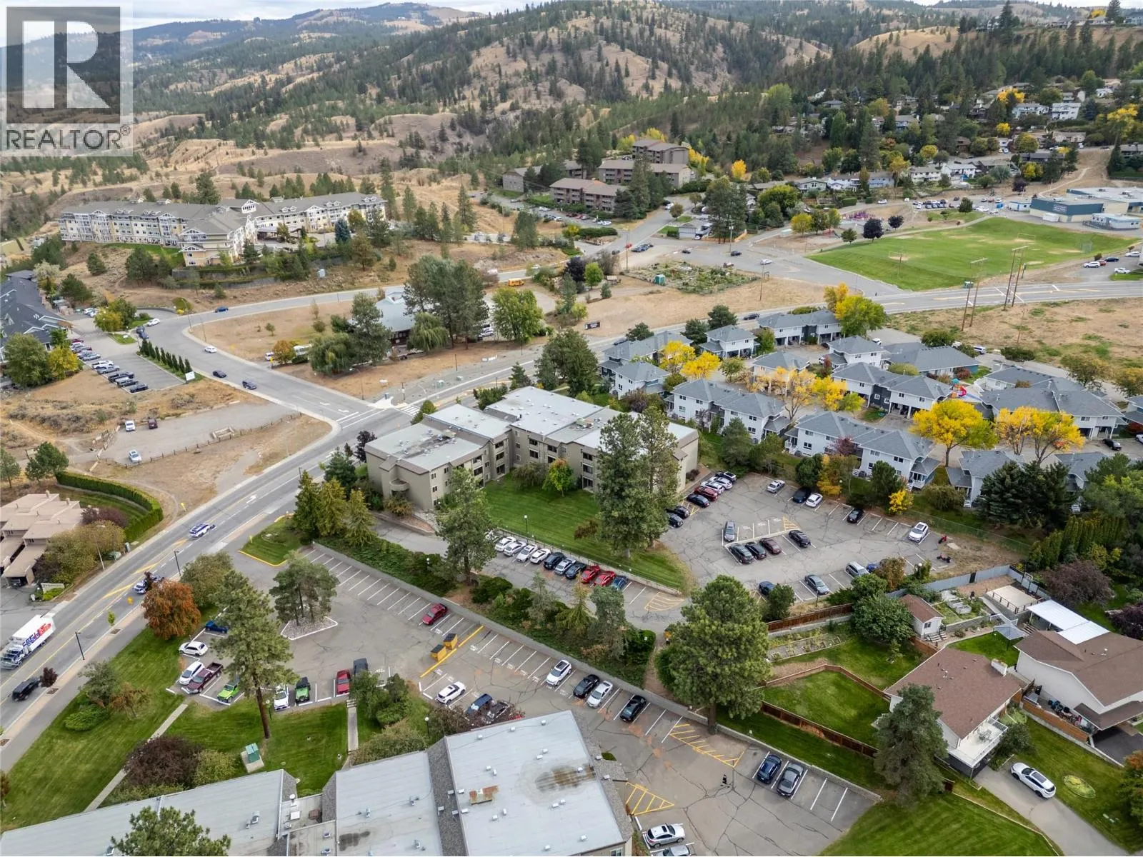 1560 SUMMIT Drive Unit# 225
