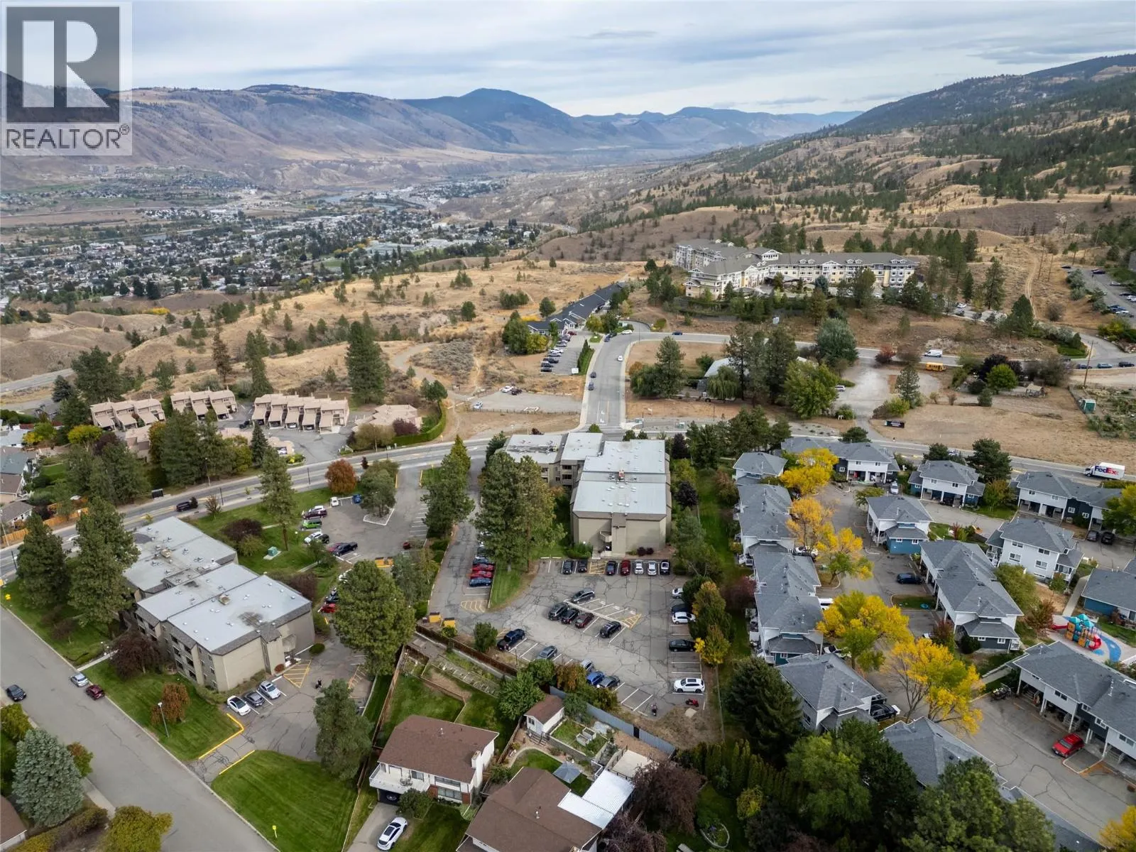 1560 SUMMIT Drive Unit# 225