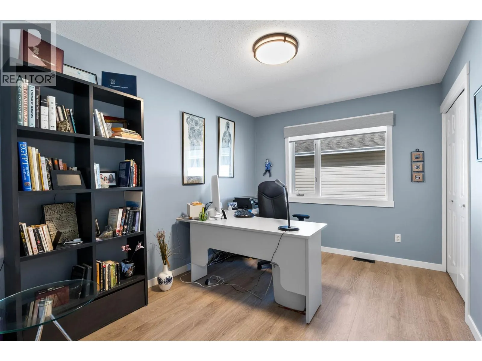2030 Van Horne Drive Unit# 24