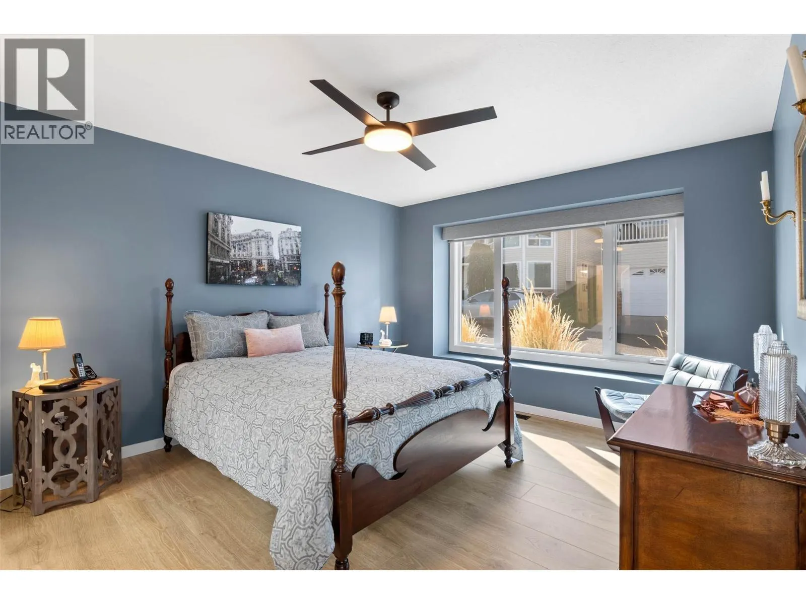 2030 Van Horne Drive Unit# 24