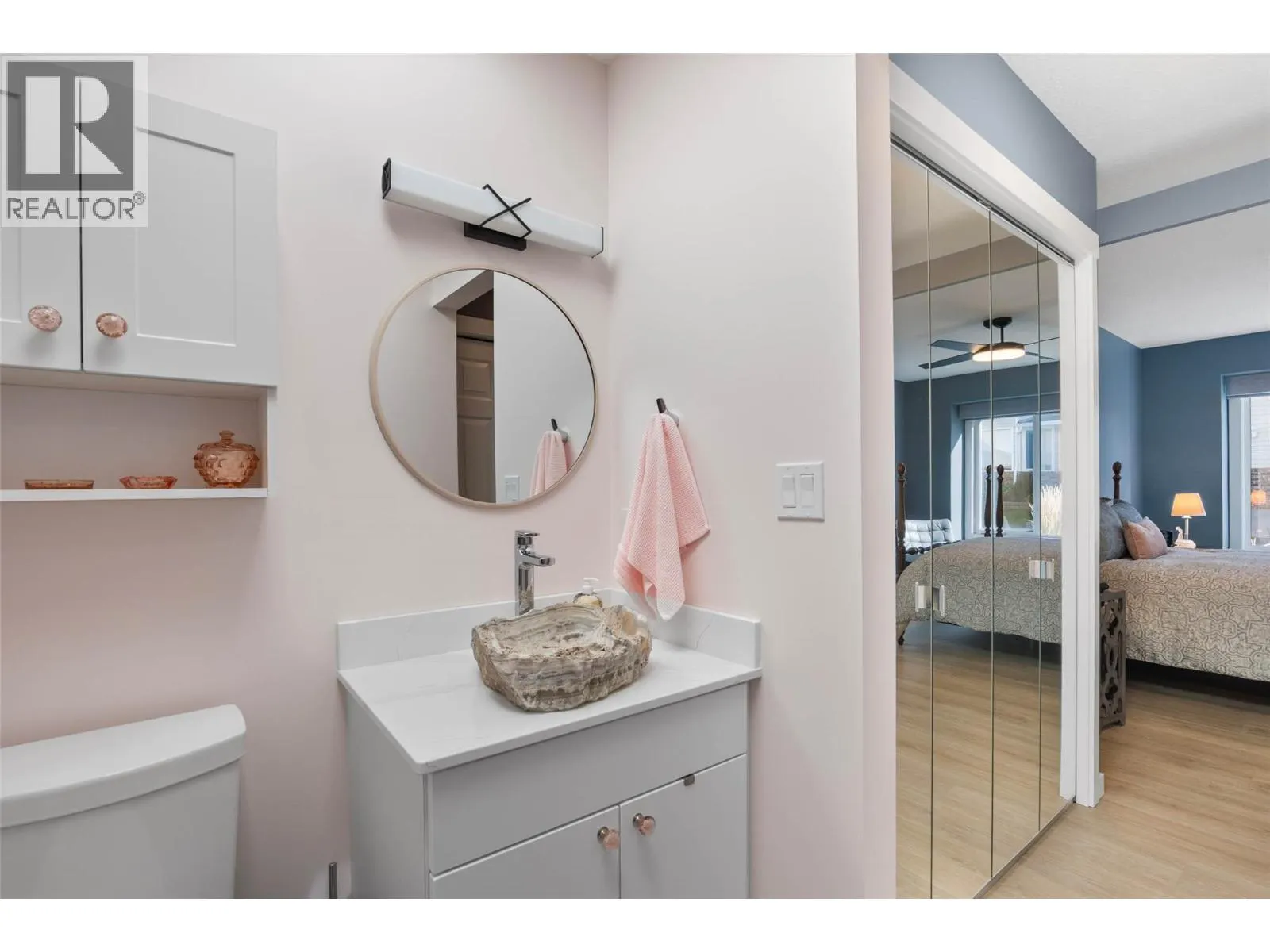 2030 Van Horne Drive Unit# 24