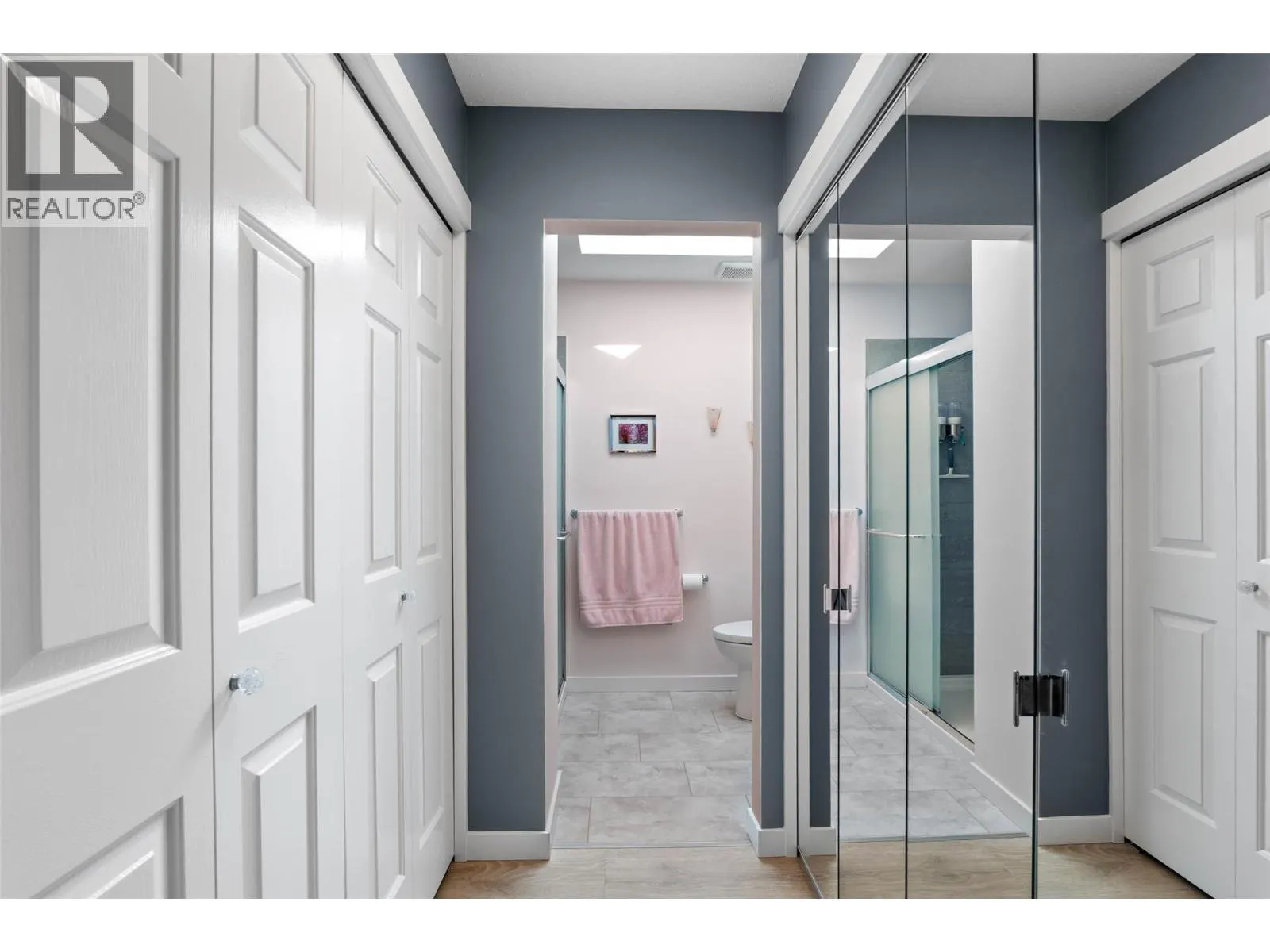 2030 Van Horne Drive Unit# 24