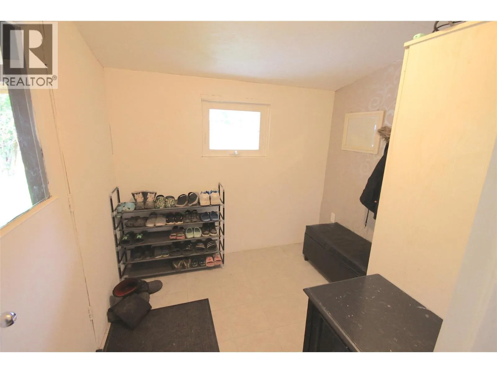 3194 Creighton Valley Road