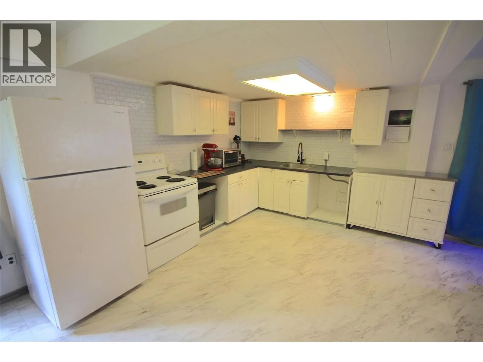 3194 Creighton Valley Road