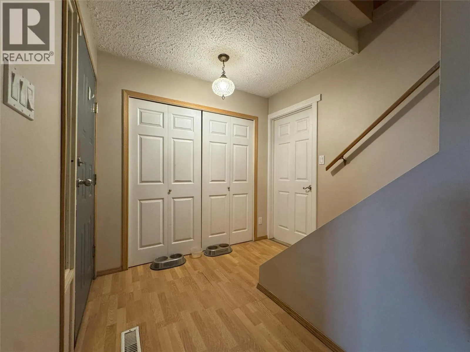 8283 227 Road