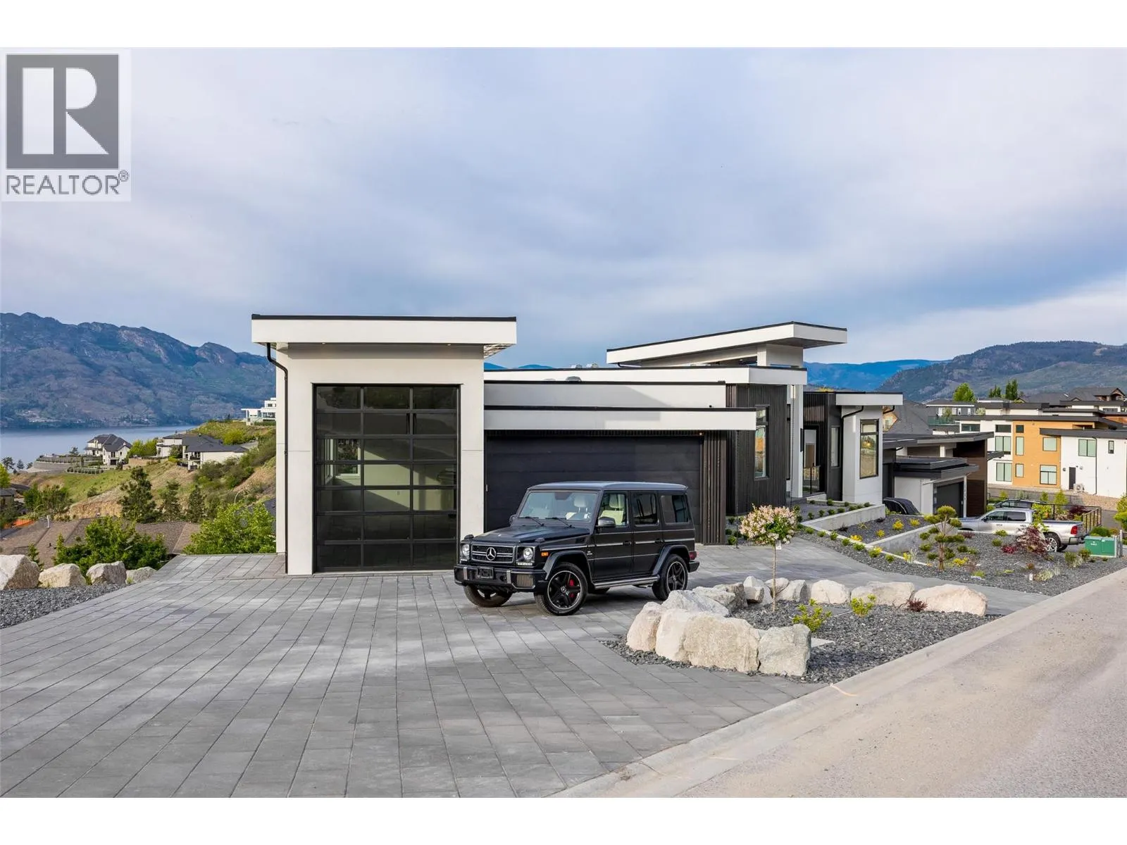 1435 Vineyard Drive