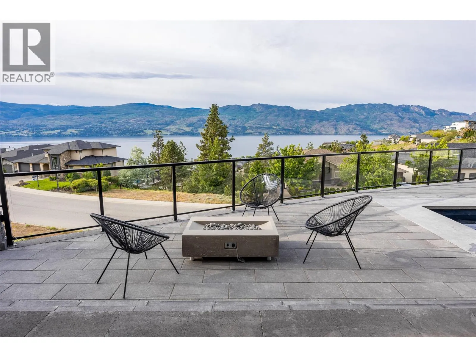 1435 Vineyard Drive