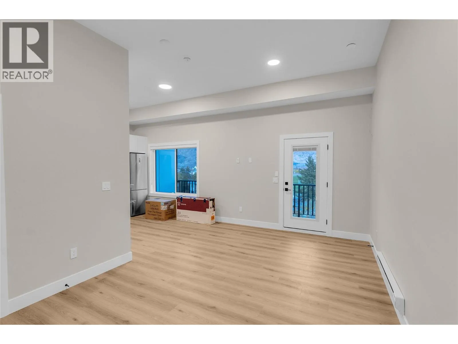 6811 Nighthawk Drive Unit# 102