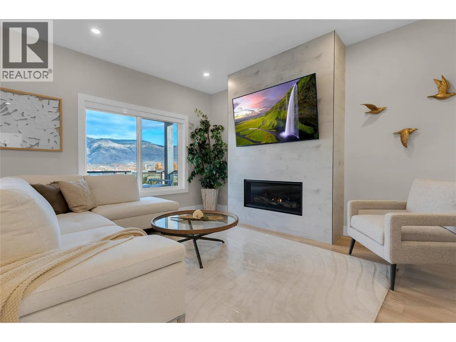 6811 Nighthawk Drive Unit# 102