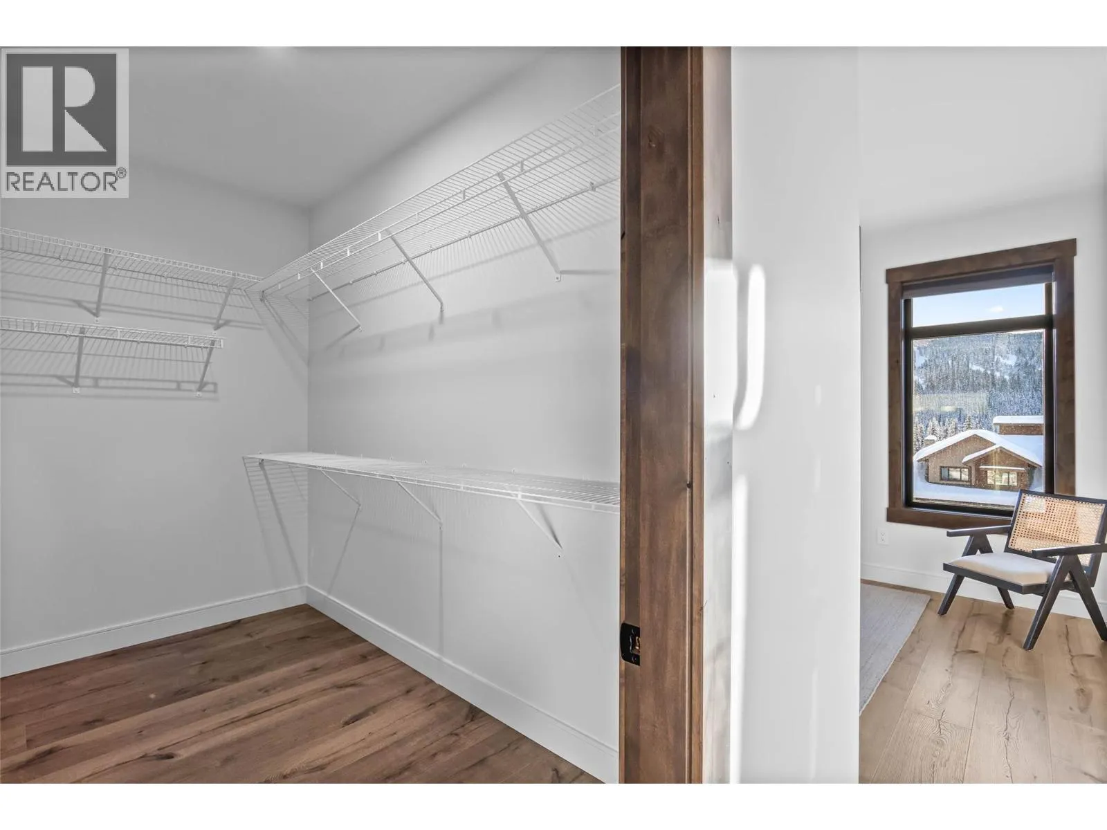 7000 MCGILLIVRAY LAKE Drive Unit# 13