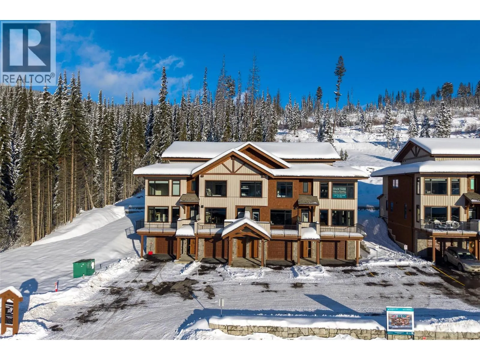 7000 MCGILLIVRAY LAKE Drive Unit# 13
