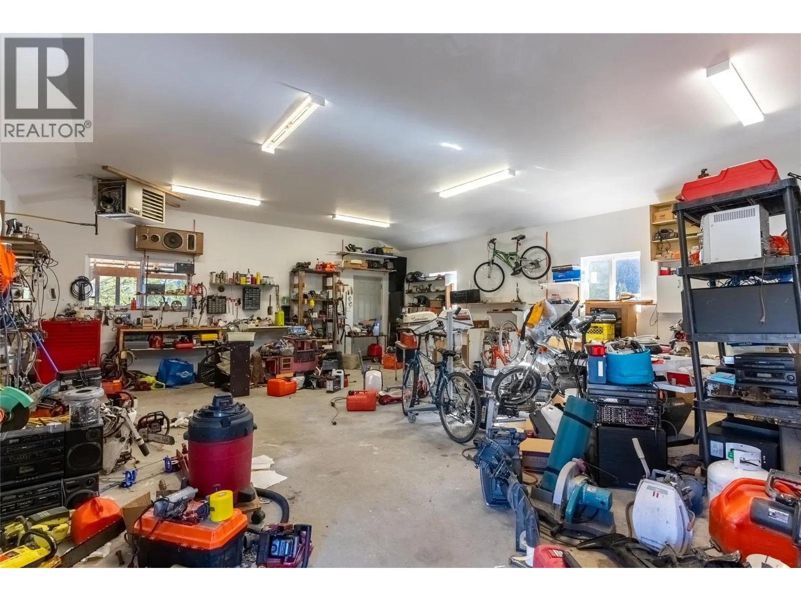 1424 LOON LAKE Road