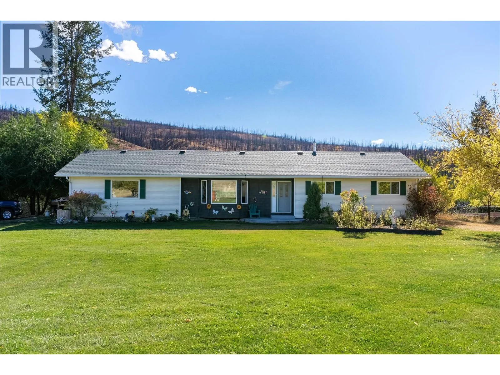 1424 LOON LAKE Road