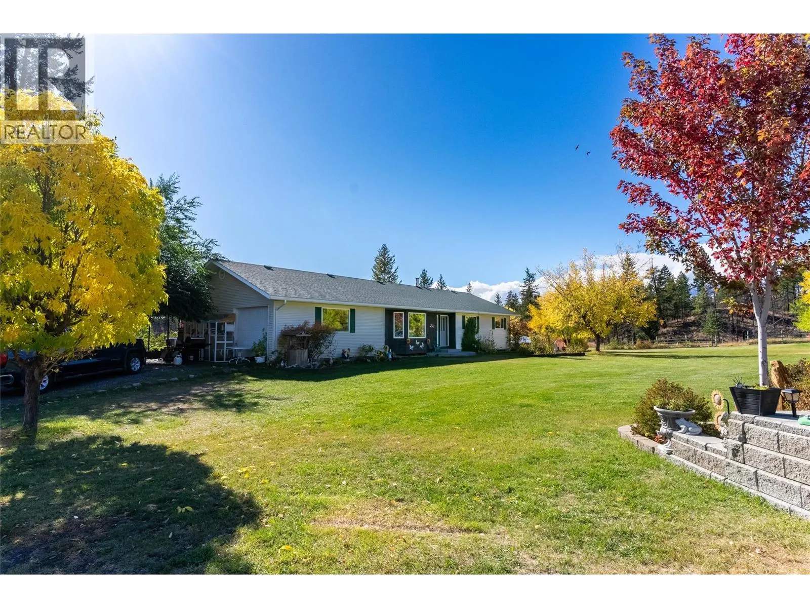 1424 LOON LAKE Road
