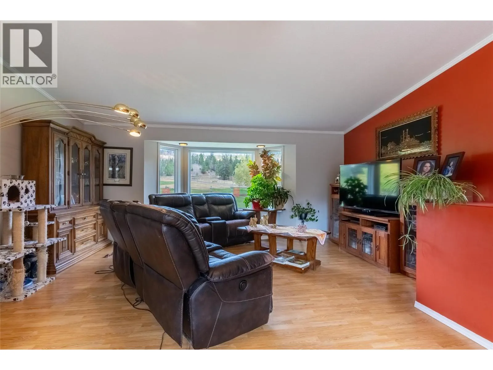 1424 LOON LAKE Road