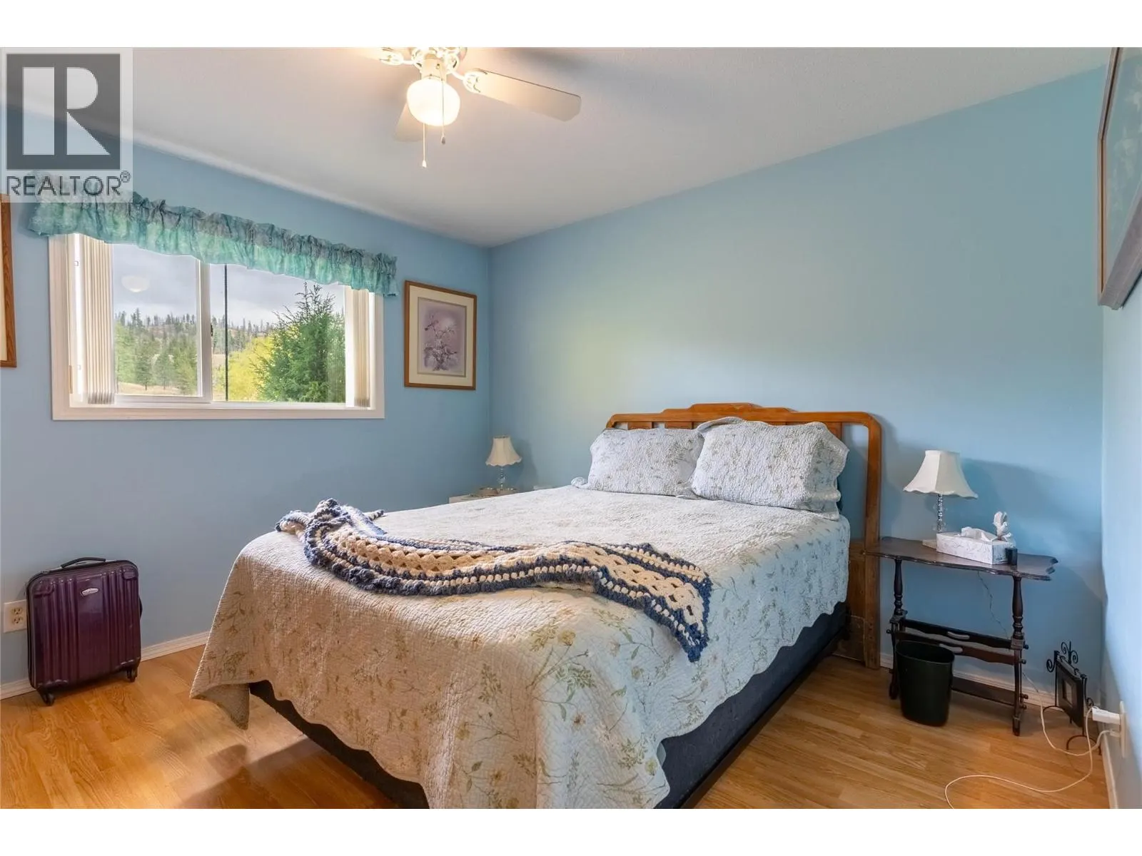 1424 LOON LAKE Road