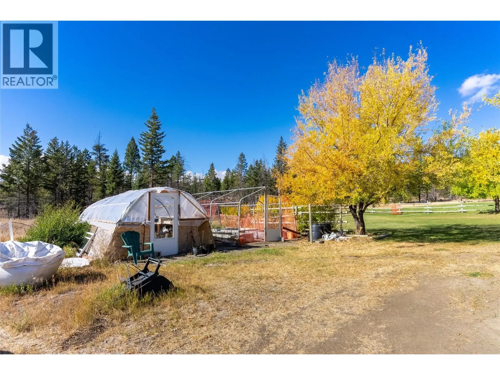 1424 LOON LAKE Road