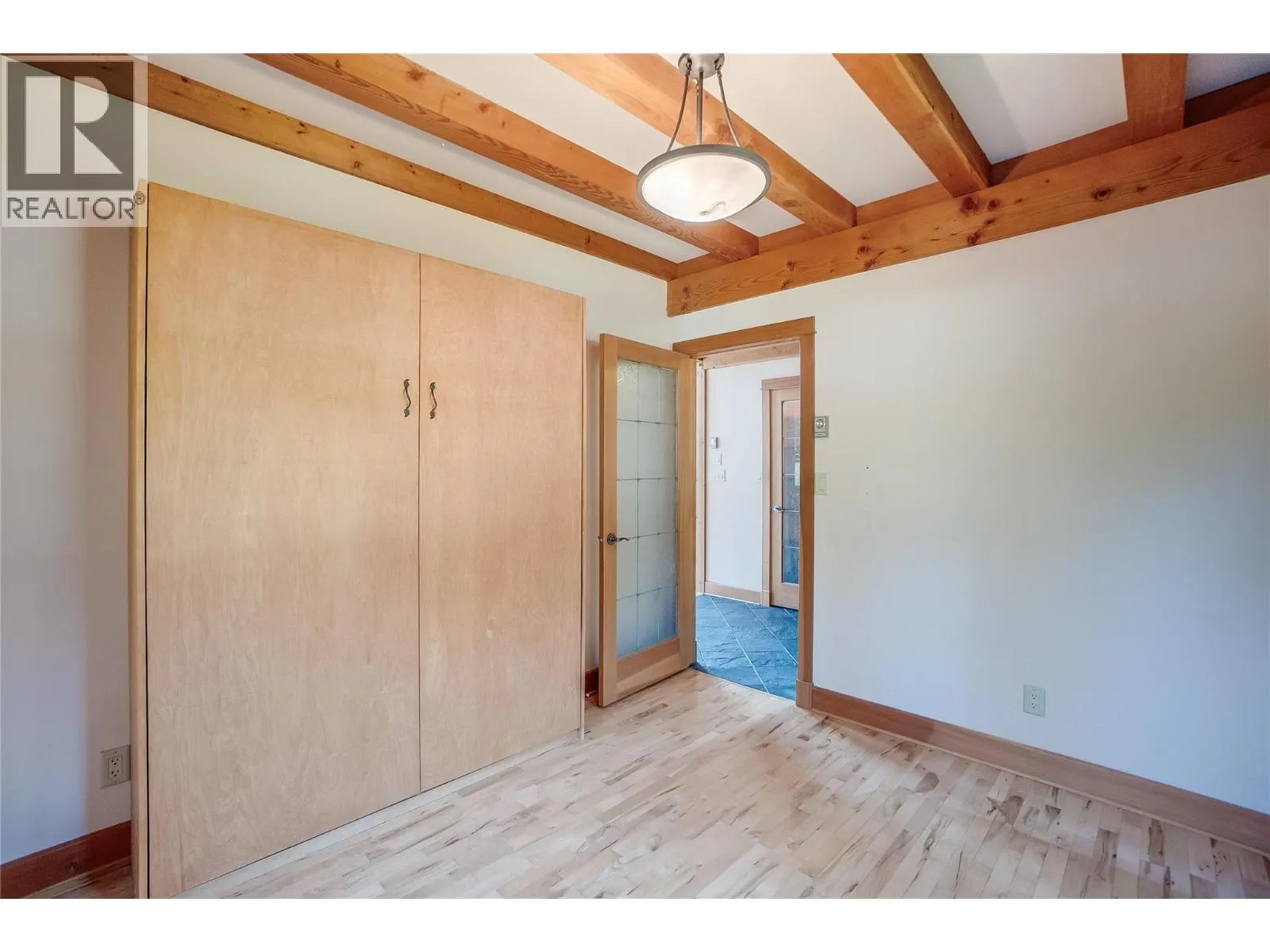 130 8th Street N