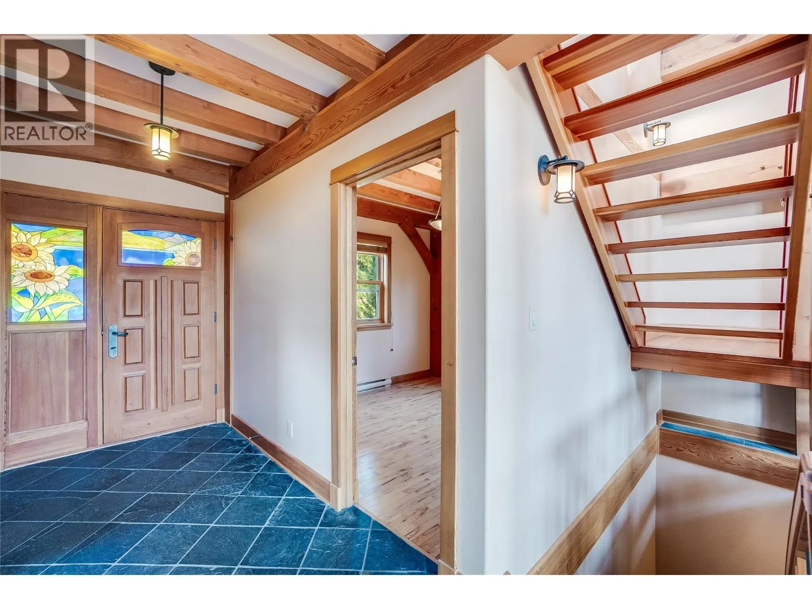 130 8th Street N