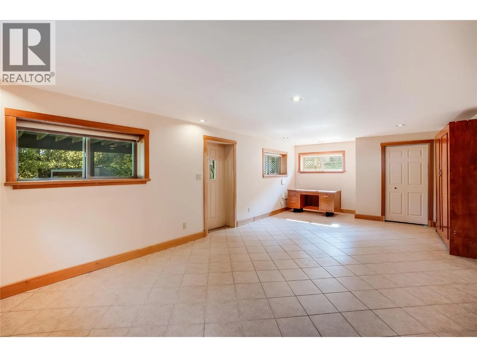 130 8th Street N
