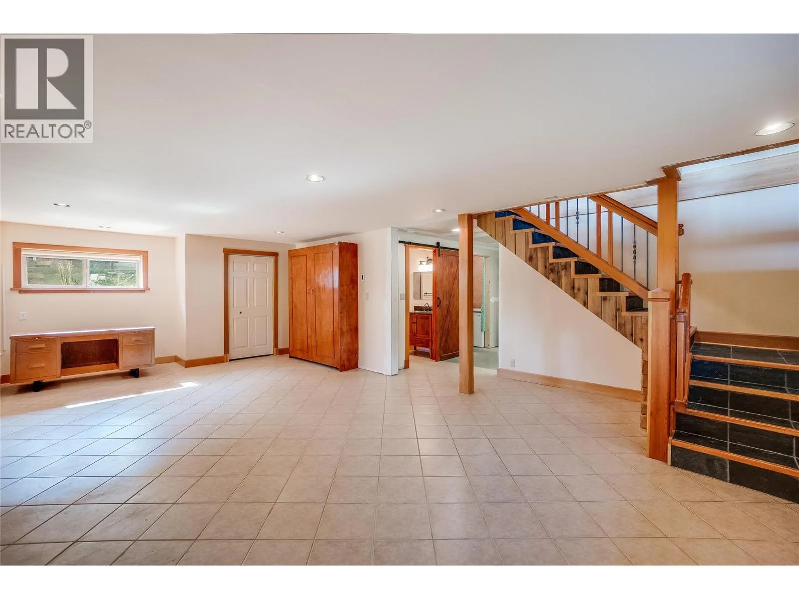130 8th Street N