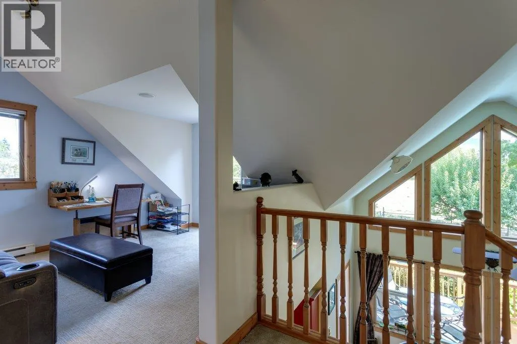 7331 Fintry Delta Road