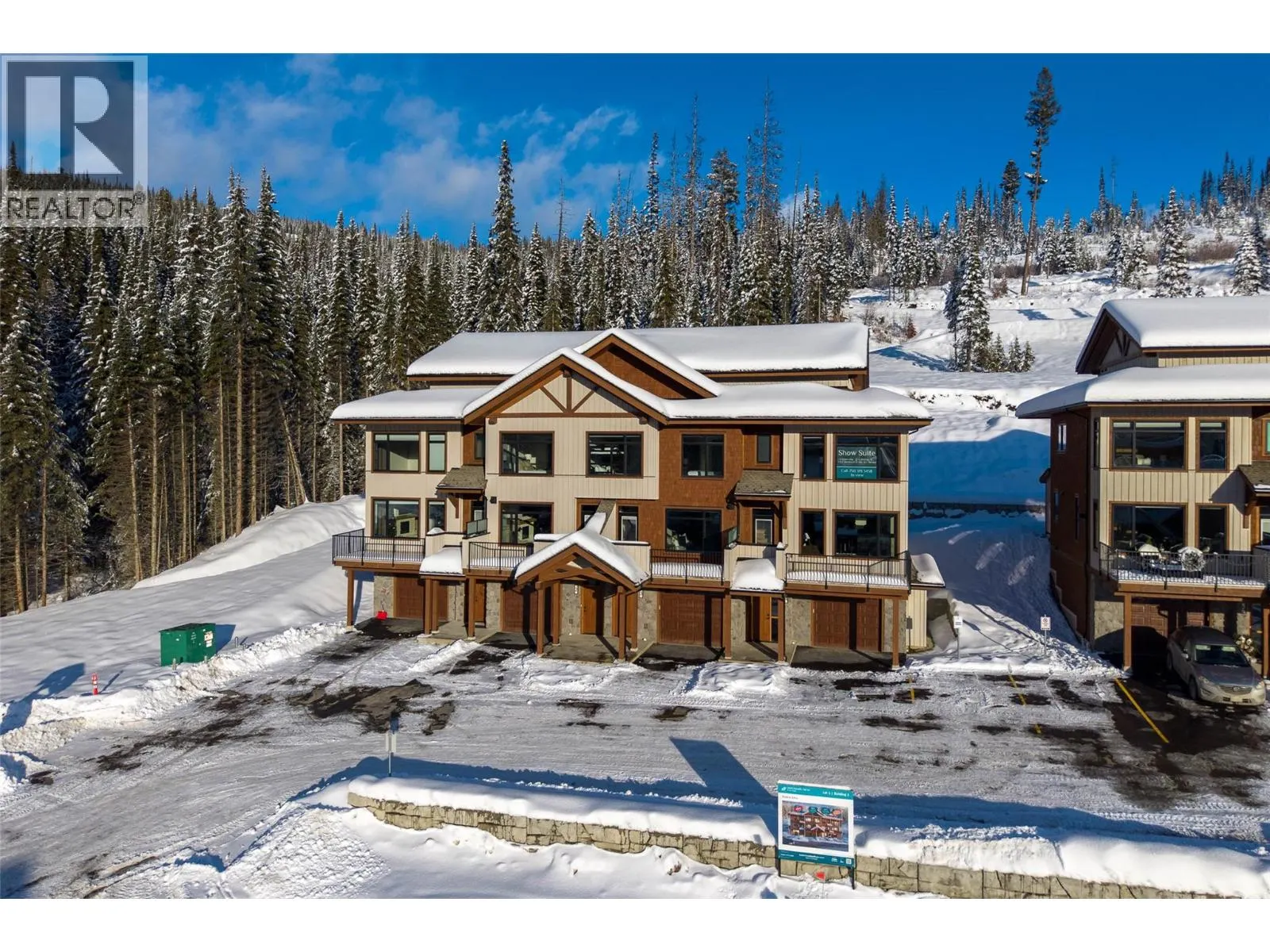 7000 MCGILLIVRAY LAKE Drive Unit# 14