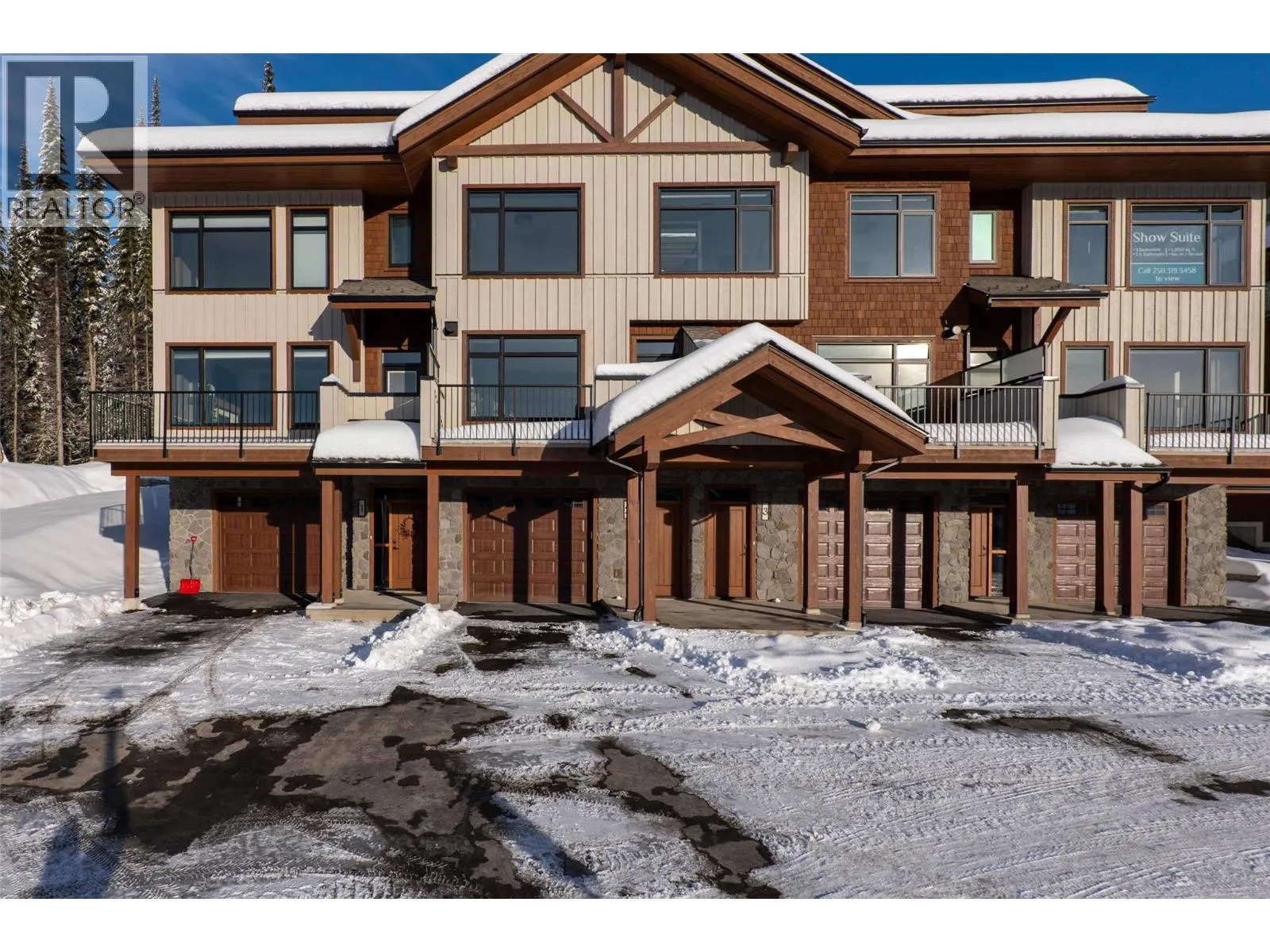 7000 MCGILLIVRAY LAKE Drive Unit# 14