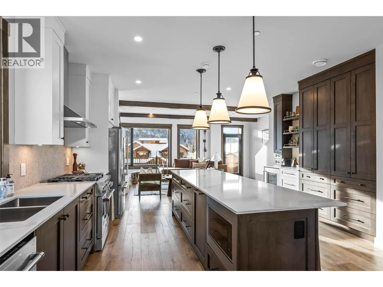 7000 MCGILLIVRAY LAKE Drive Unit# 14