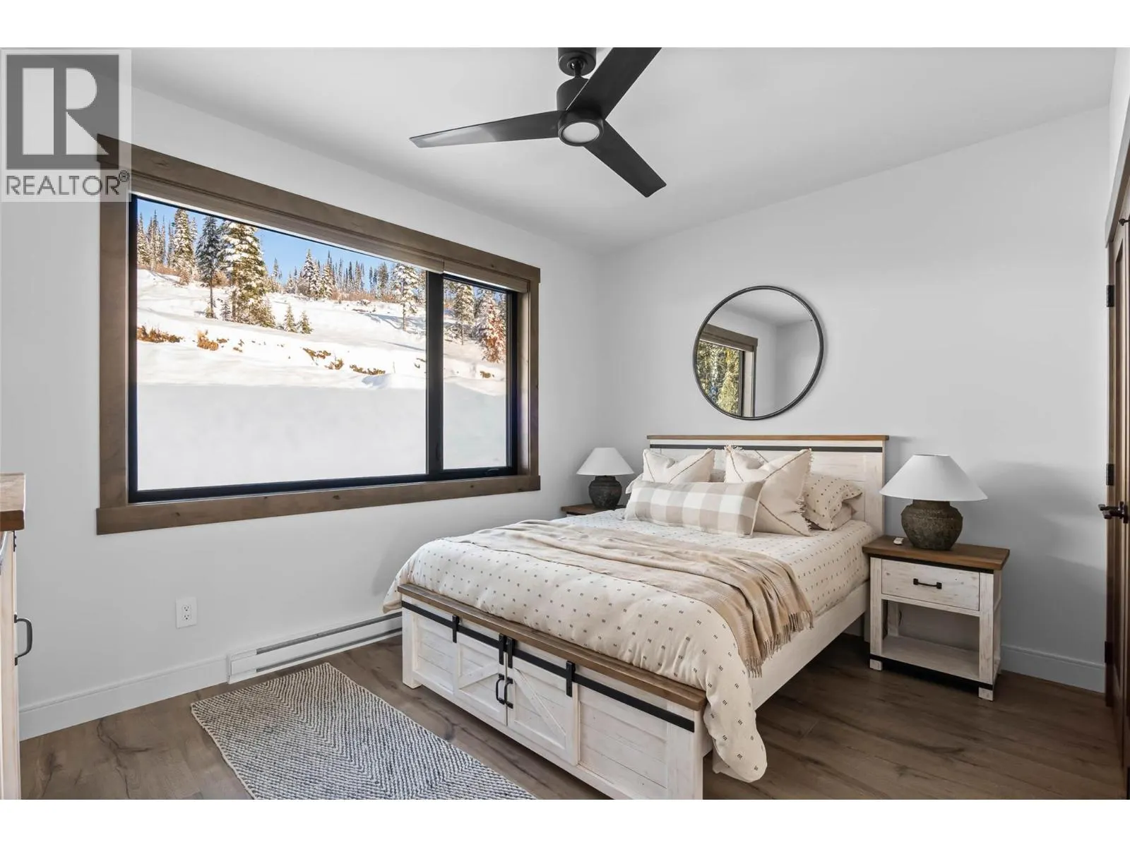 7000 MCGILLIVRAY LAKE Drive Unit# 14