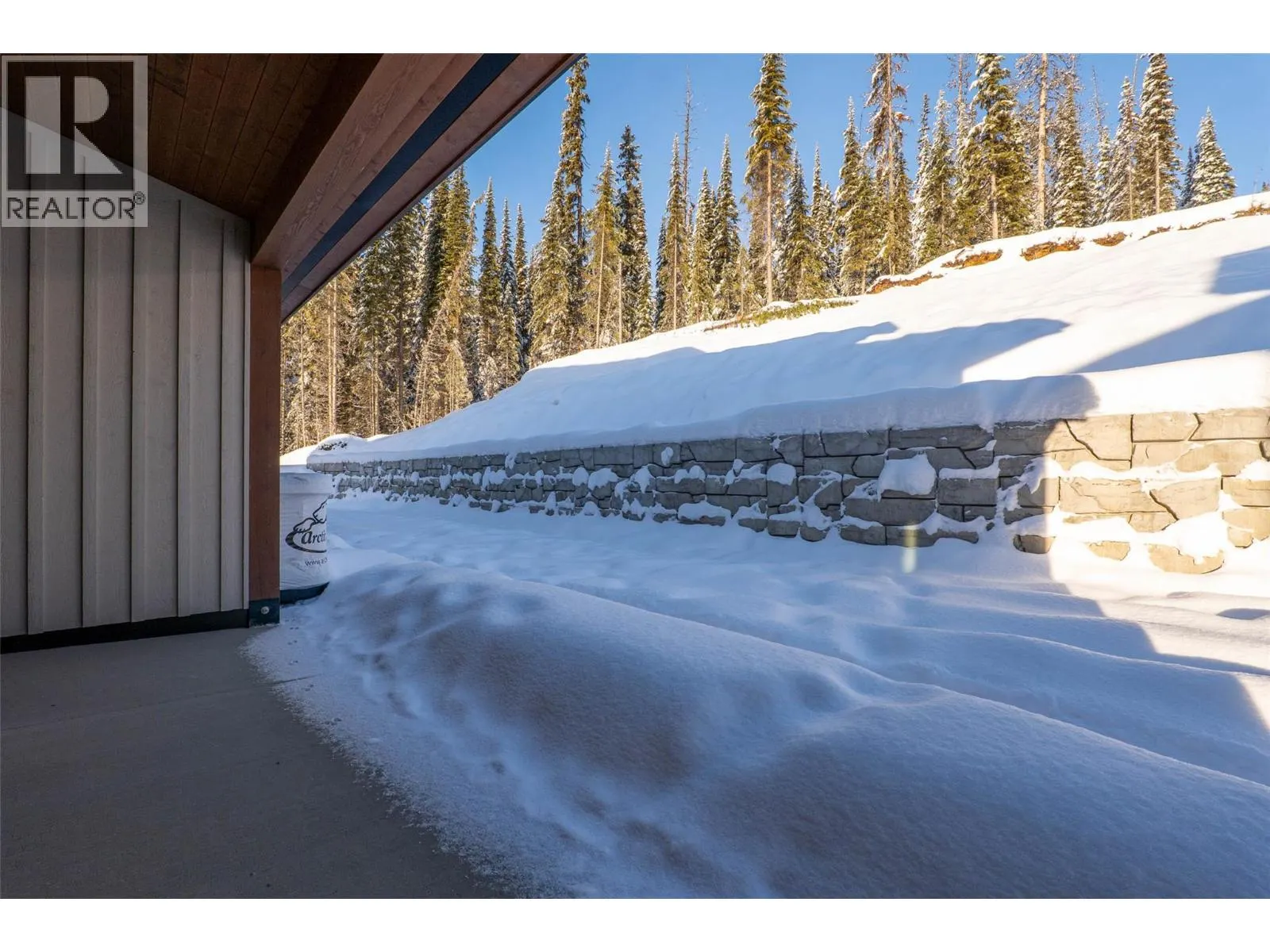 7000 MCGILLIVRAY LAKE Drive Unit# 14