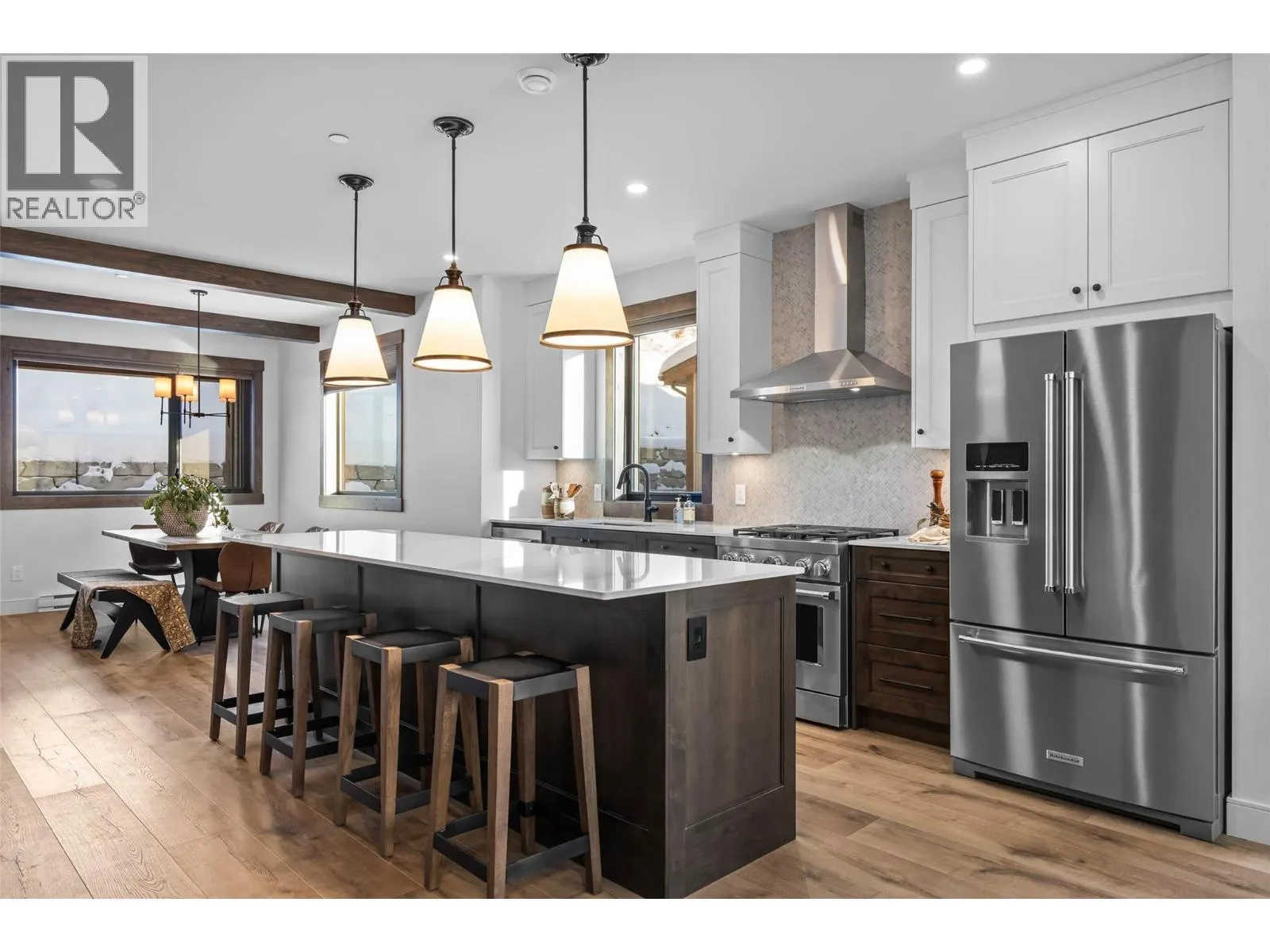 7000 MCGILLIVRAY LAKE Drive Unit# 14