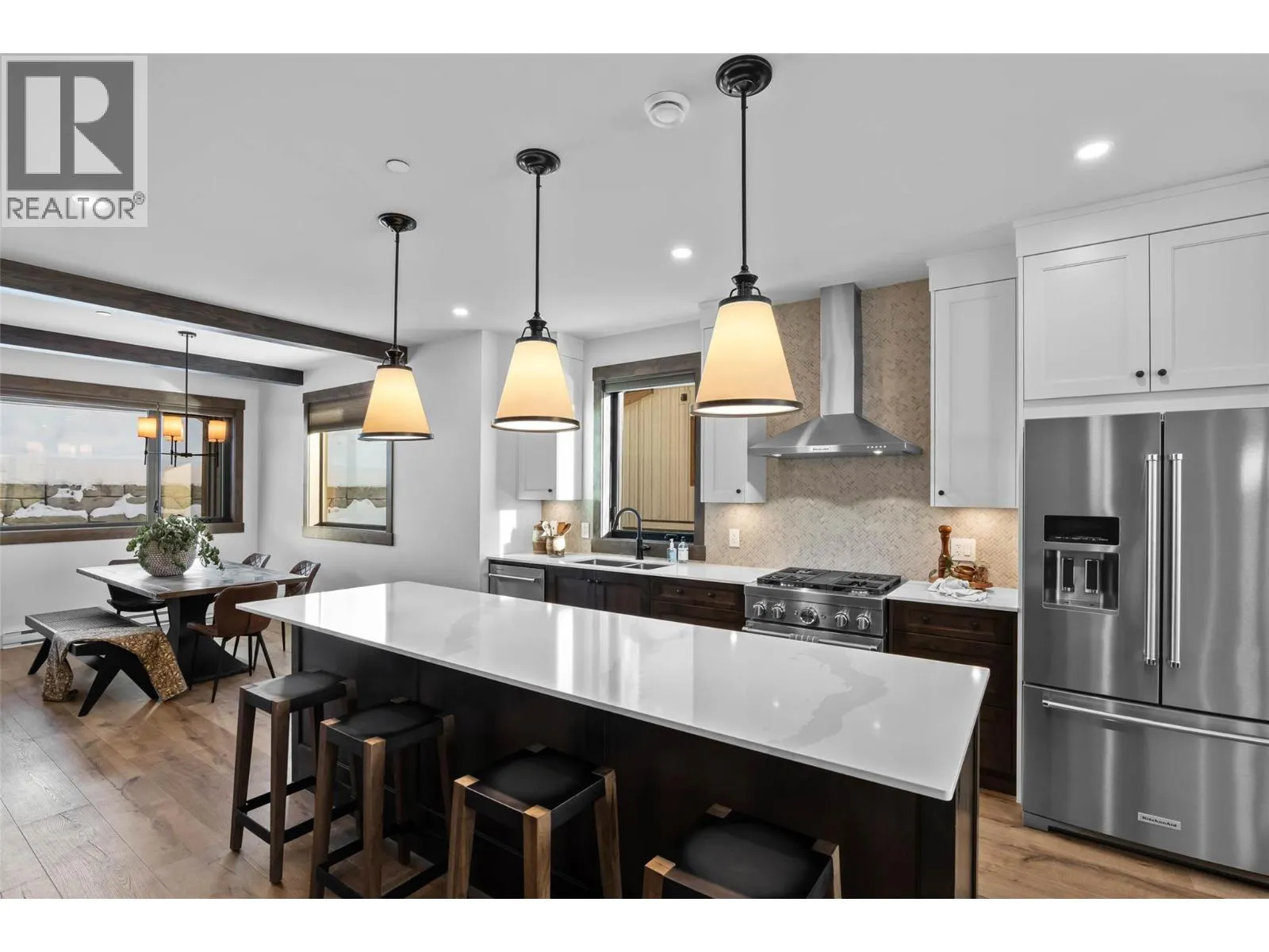 7000 MCGILLIVRAY LAKE Drive Unit# 14