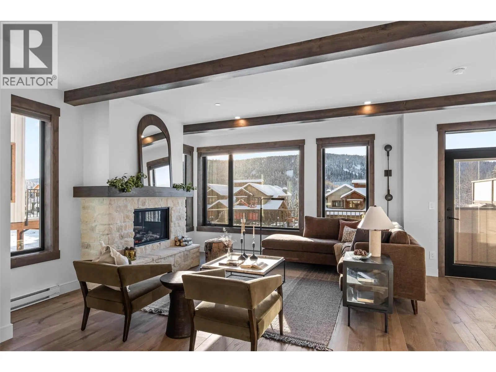 7000 MCGILLIVRAY LAKE Drive Unit# 14