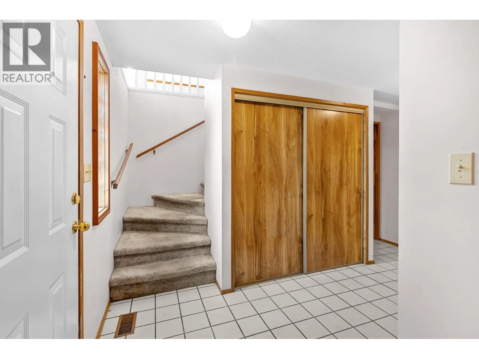 320 Moubray Road