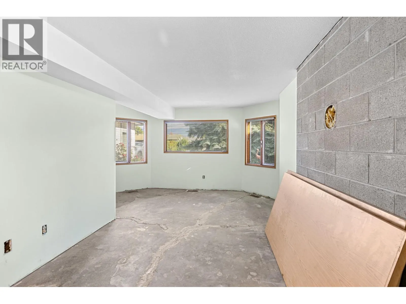 320 Moubray Road