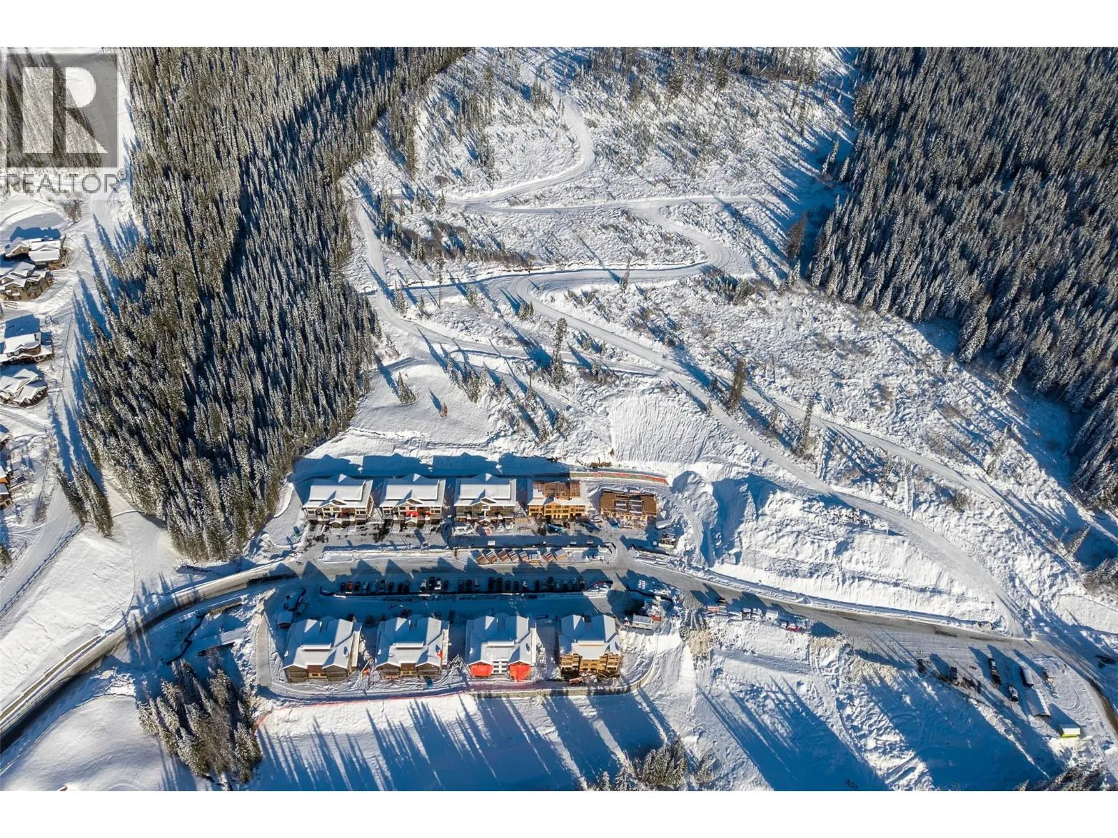 7000 MCGILLIVRAY LAKE Drive Unit# 15