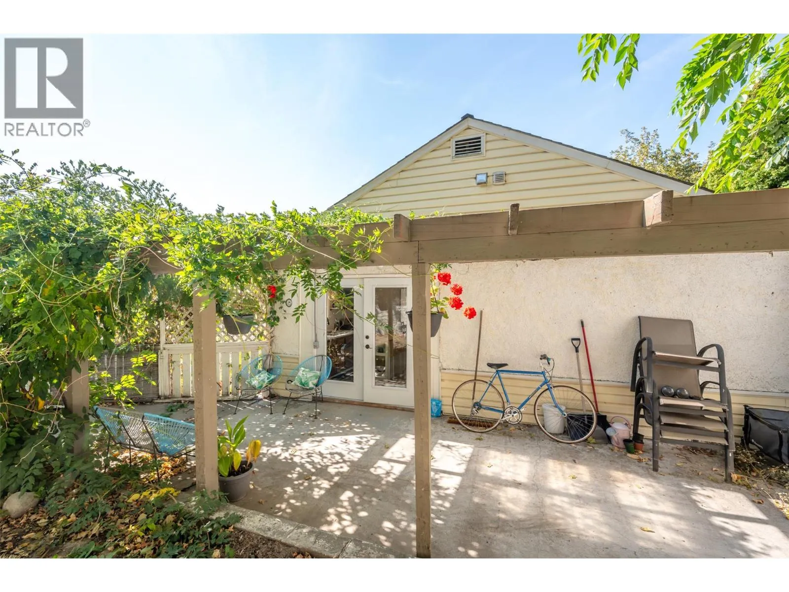 294 Norton Street