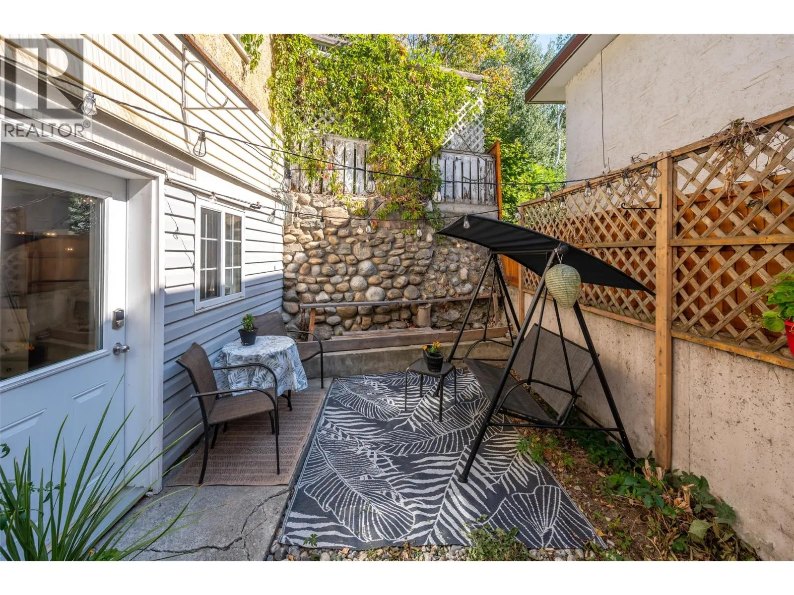 294 Norton Street