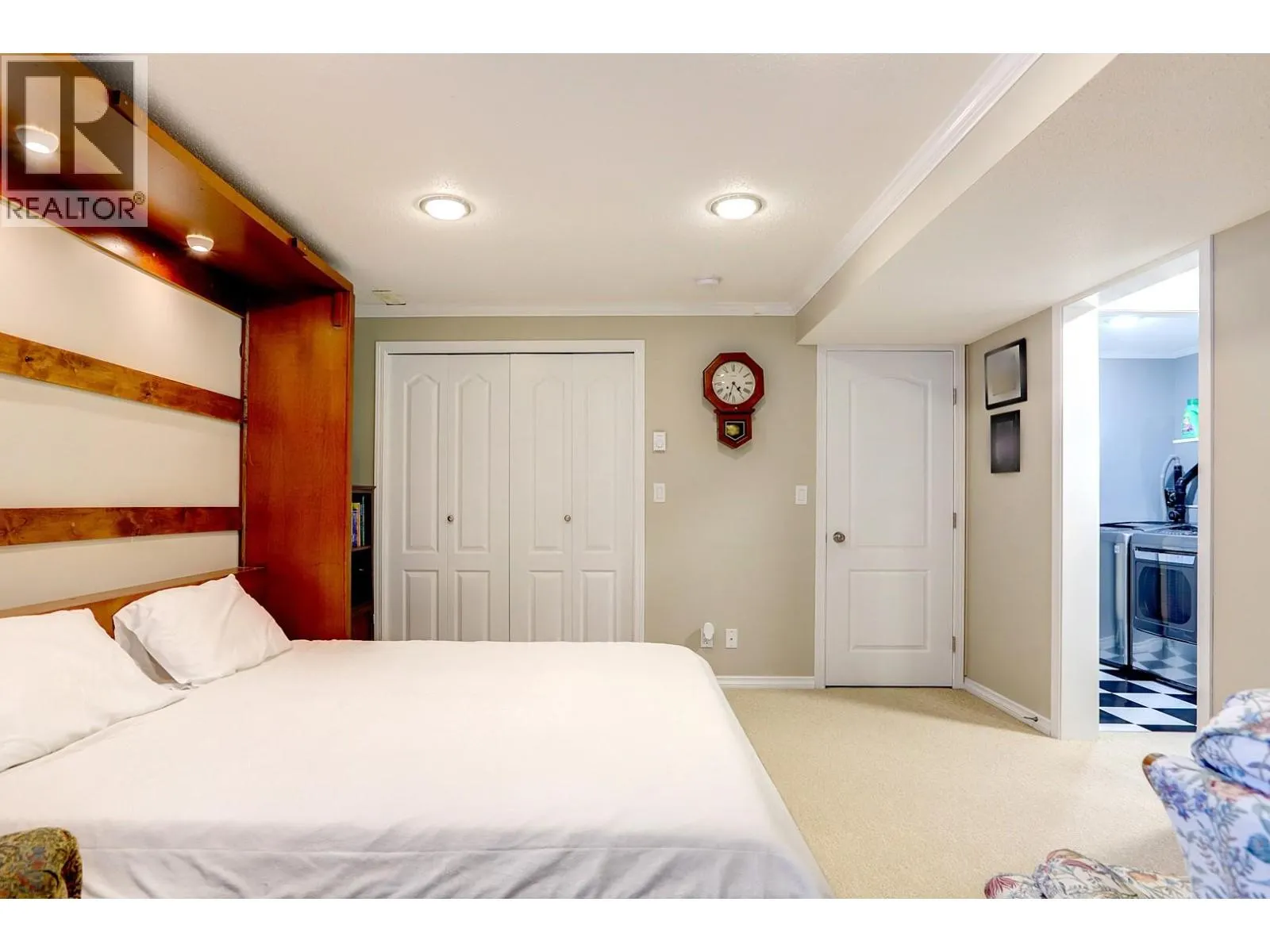 2395 Pleasant Valley Road Unit# 8