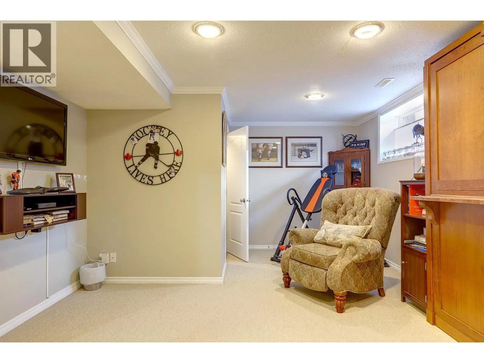 2395 Pleasant Valley Road Unit# 8