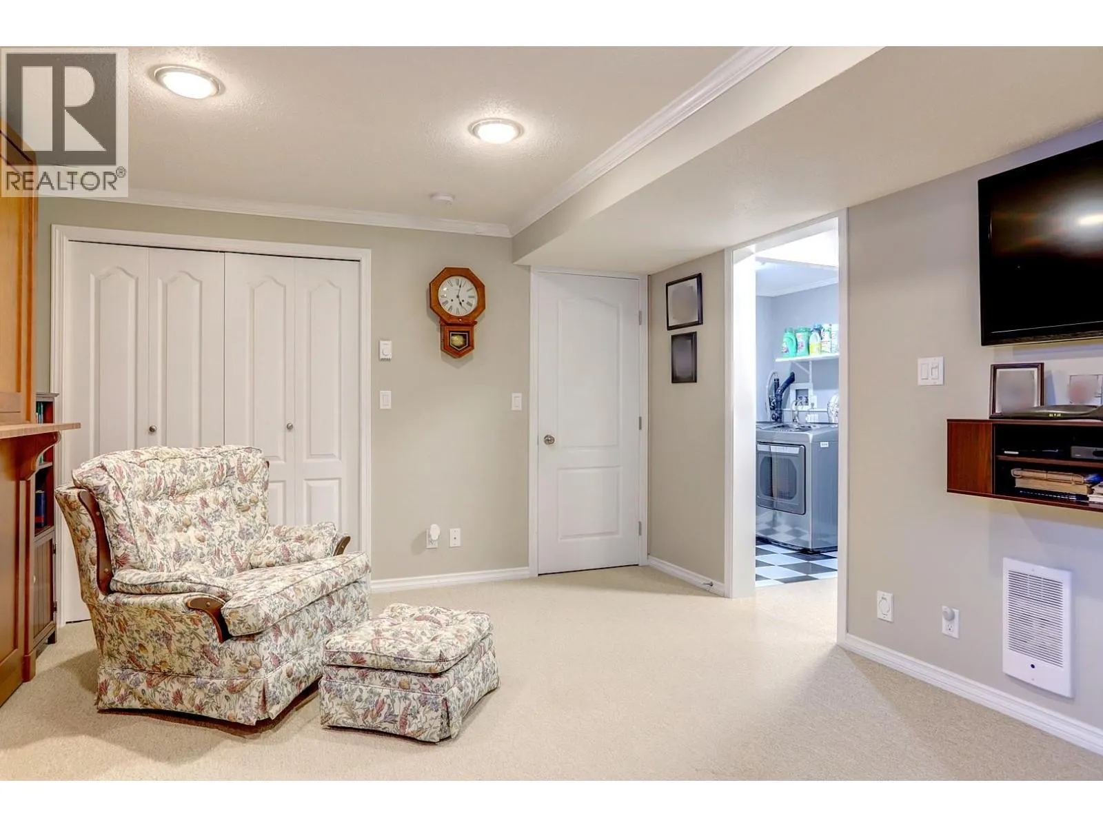 2395 Pleasant Valley Road Unit# 8
