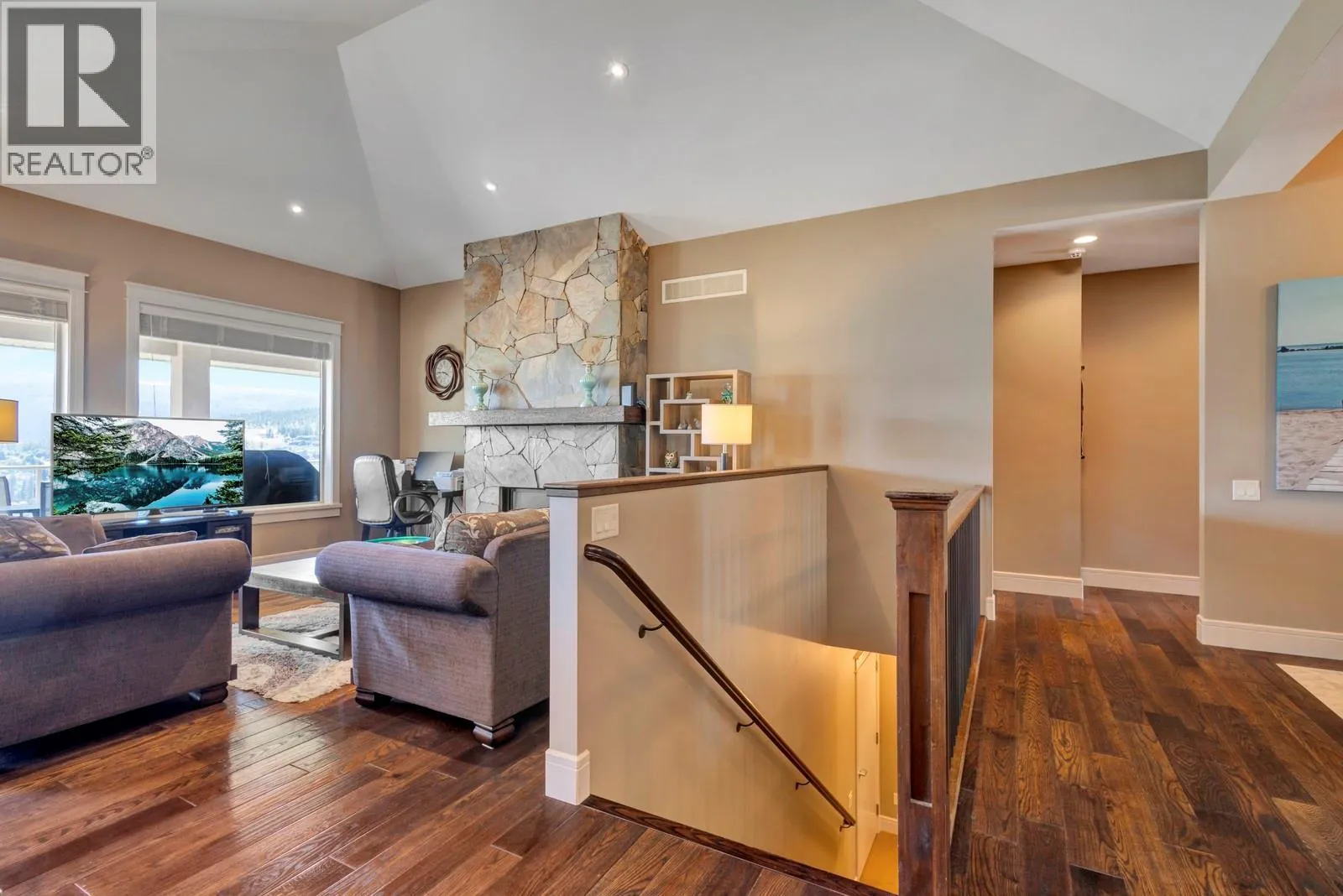 1205 Loseth Drive