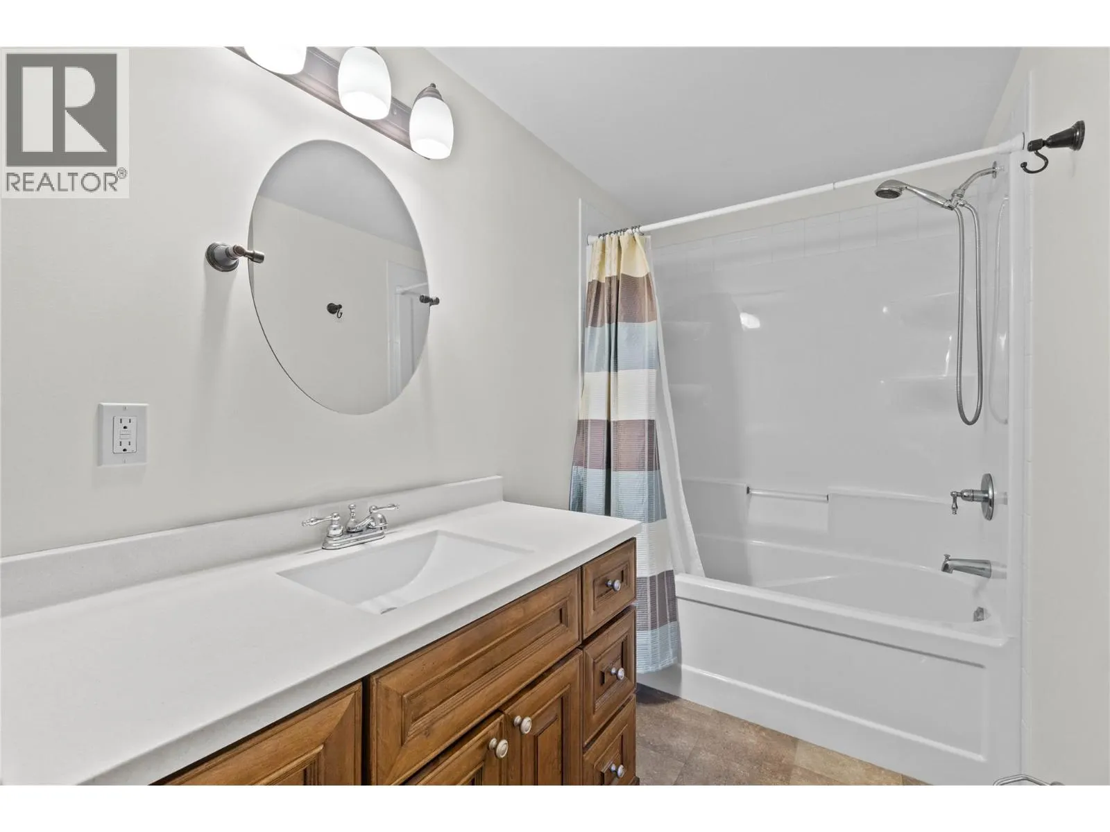 3446 Roberge Road
