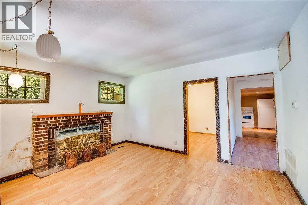 3788 Broadwater Road
