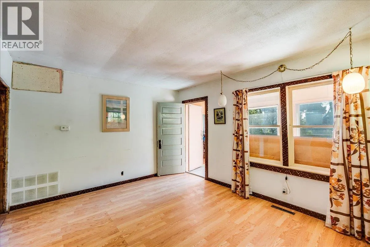 3788 Broadwater Road